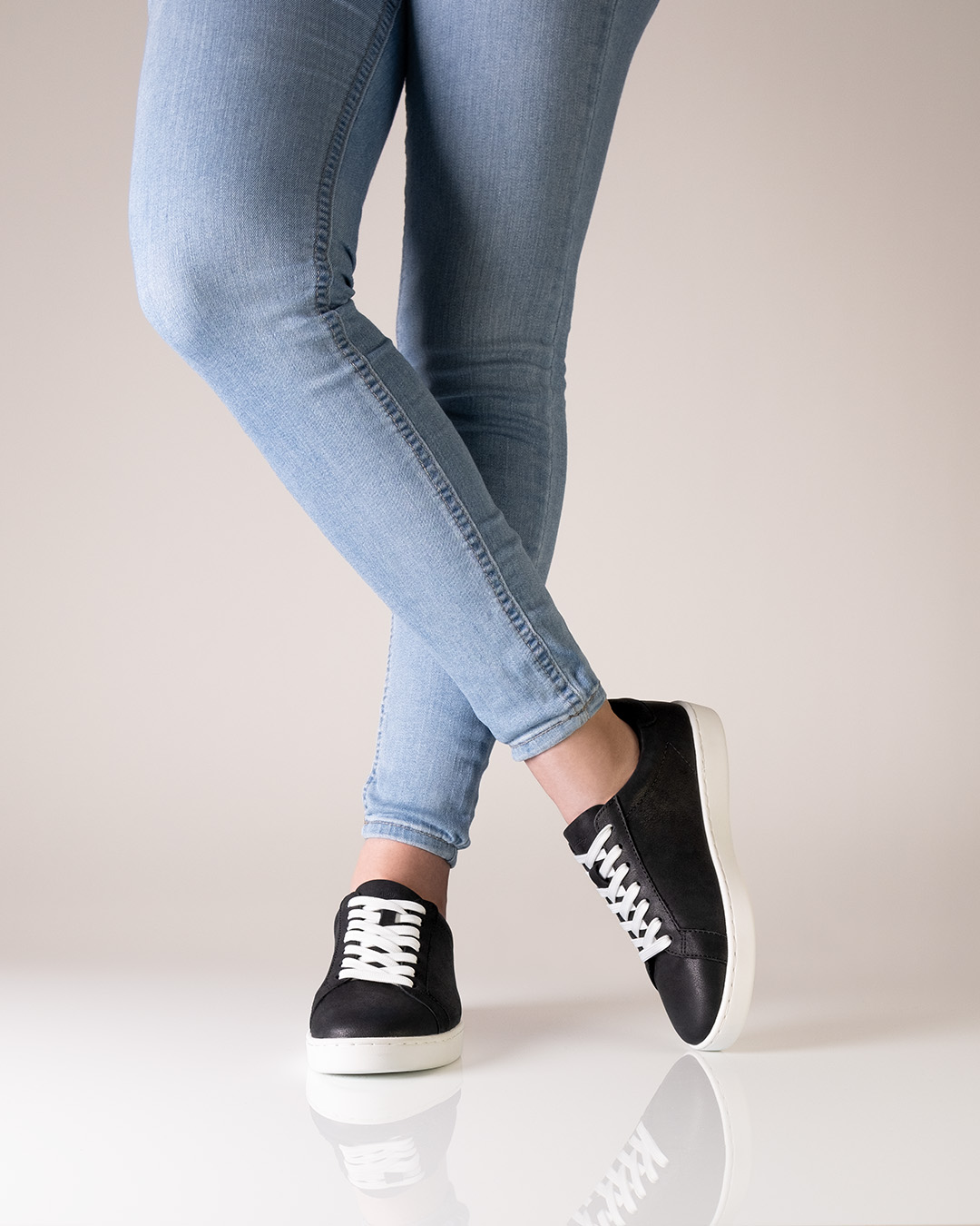Anna Kern 7010 Sneaker - Image 6