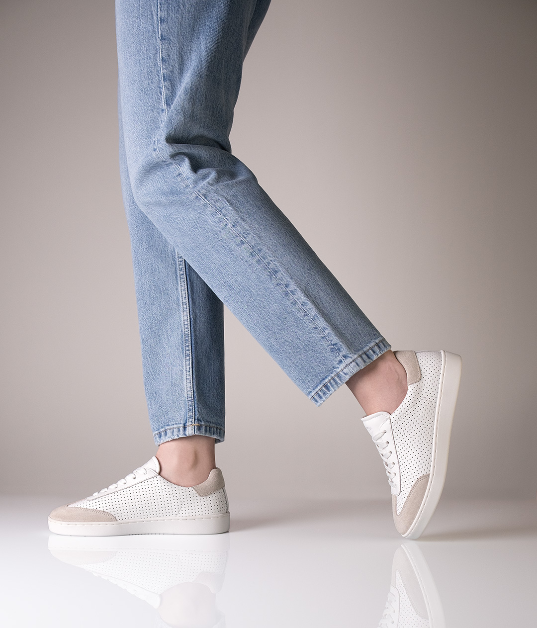 Anna Kern 7020 Sneakers - Image 3